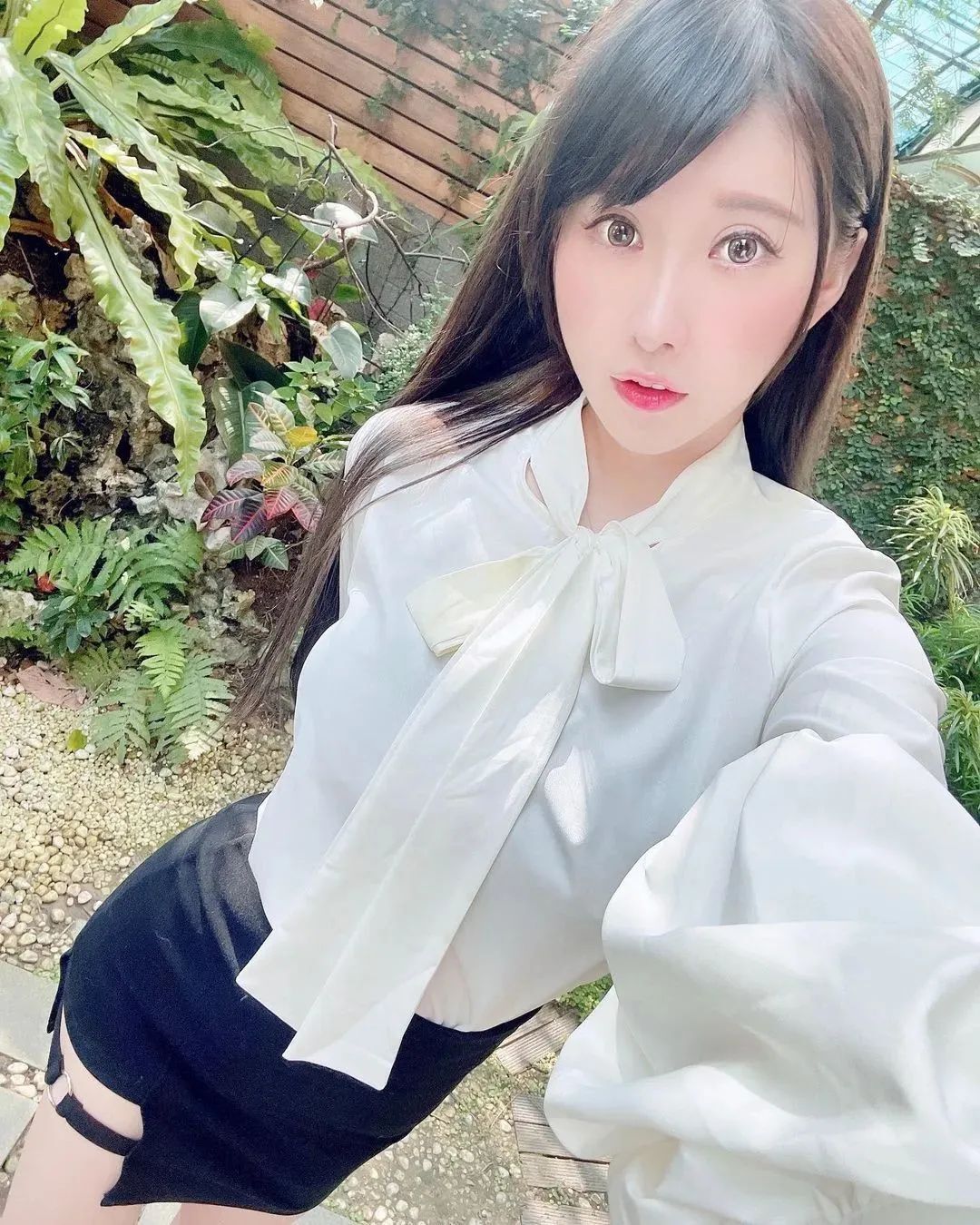 台湾网红蕾儿，辣度指数爆表的气质女神