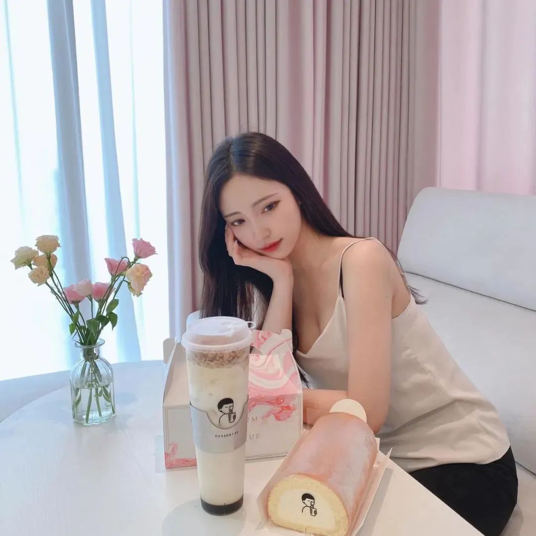 韩国网红hyun_dy,甜美指数超标的颜值女神