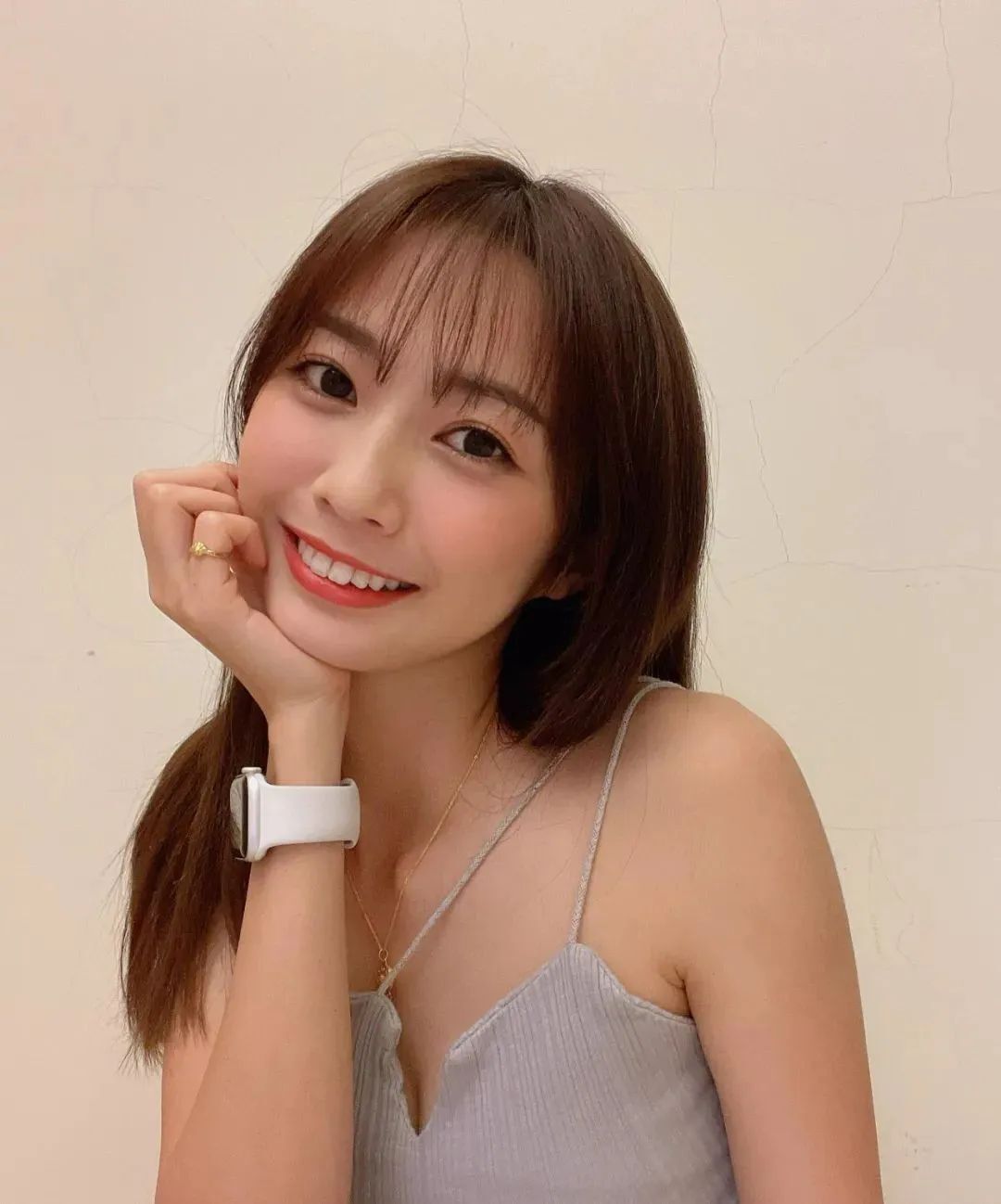 台湾网红彭翊慈，充满青春活力的啦啦队女神