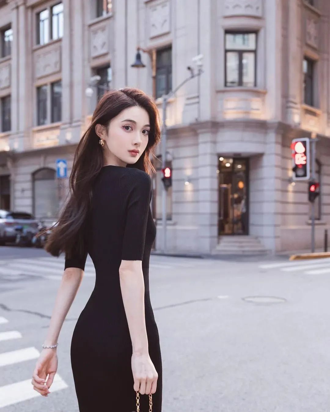 国产网红Sara，甜美迷人的气质女神