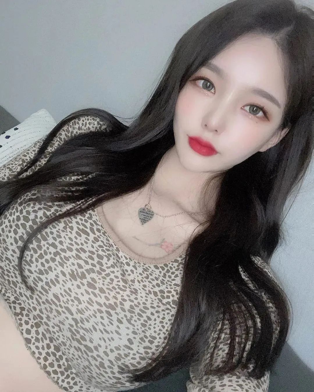 韩国网红dodong，甜美又性感的宝藏女孩