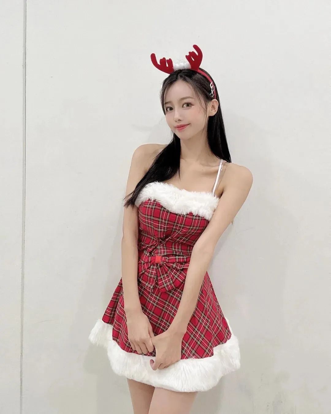 韩国网红yyyoungggggg，甜美又性感的啦啦队女神