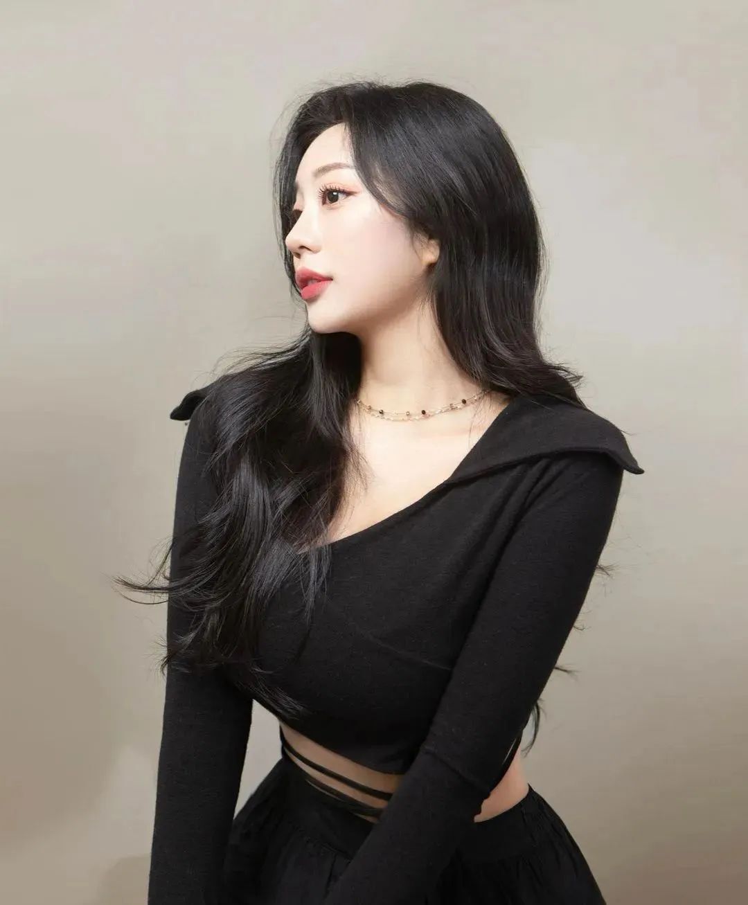韩国网红seoa，拥有高贵气质且韵味十足的气质女神