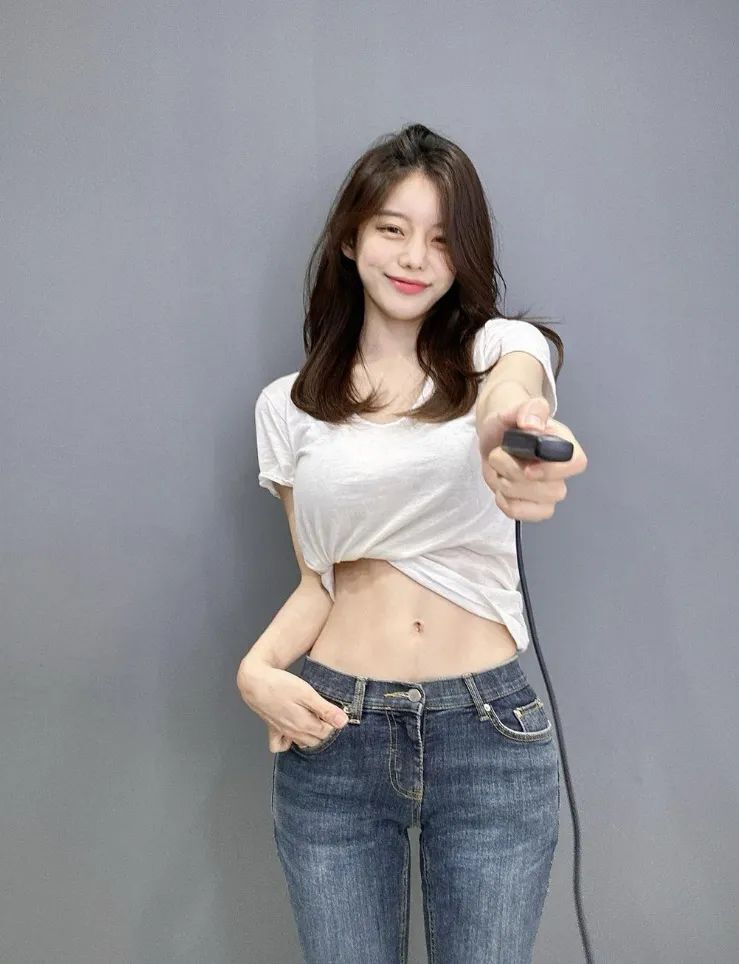 韩国网红 | 允珠，甜美又性感的气质女神