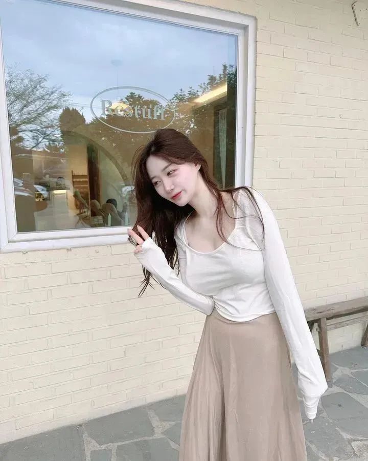 韩国网红 | Asuna，甜美又性感的顶级美女模特