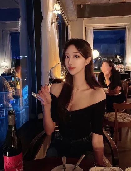 韩国网红 | 甜美又性感的颜值系女神