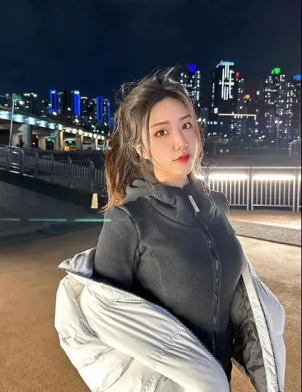 韩国网红 | garden，甜美又性感的健身女神