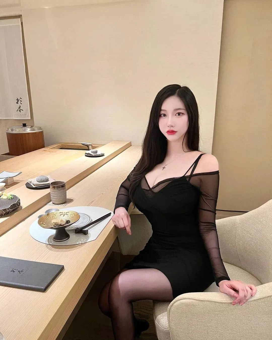 韩国网红 | vivi，甜美又性感的顶级美女模特