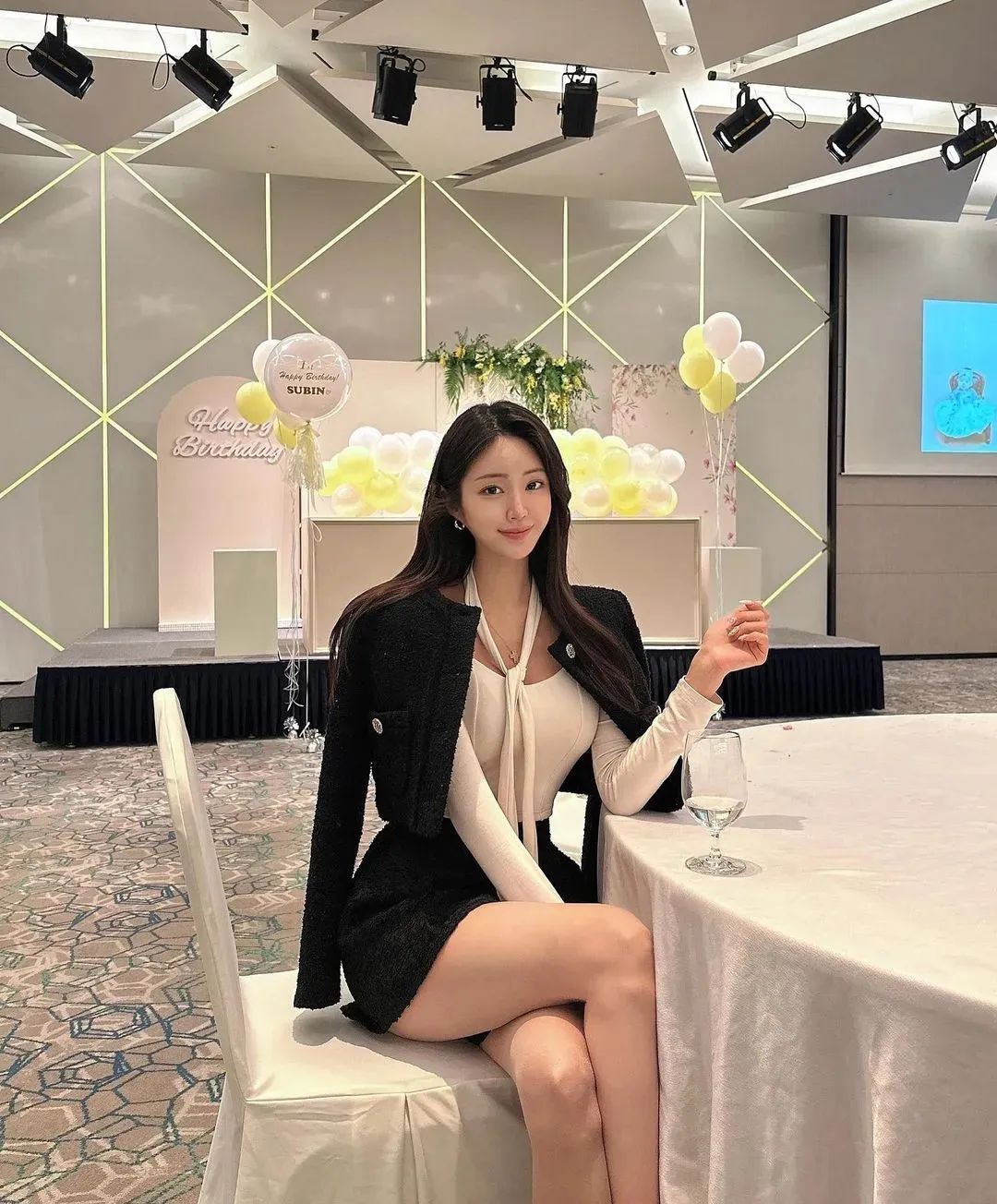 韩国网红 | luavely，甜美又迷人的气质女神