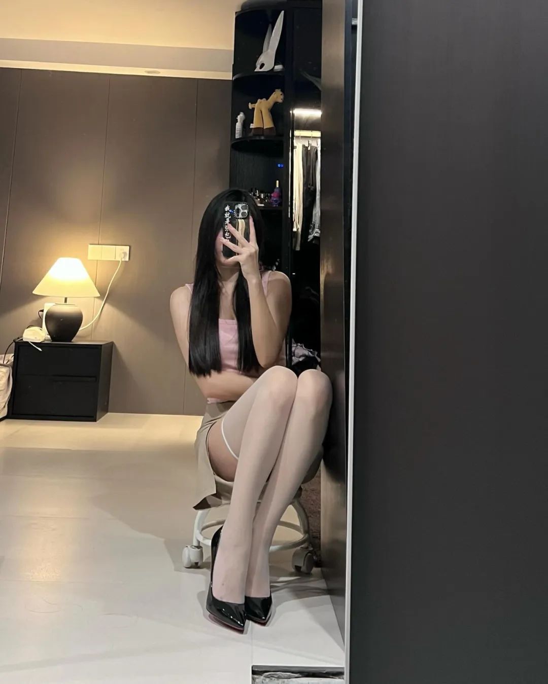 极品少妇，这谁顶得住啊，怕你们看了流鼻血！