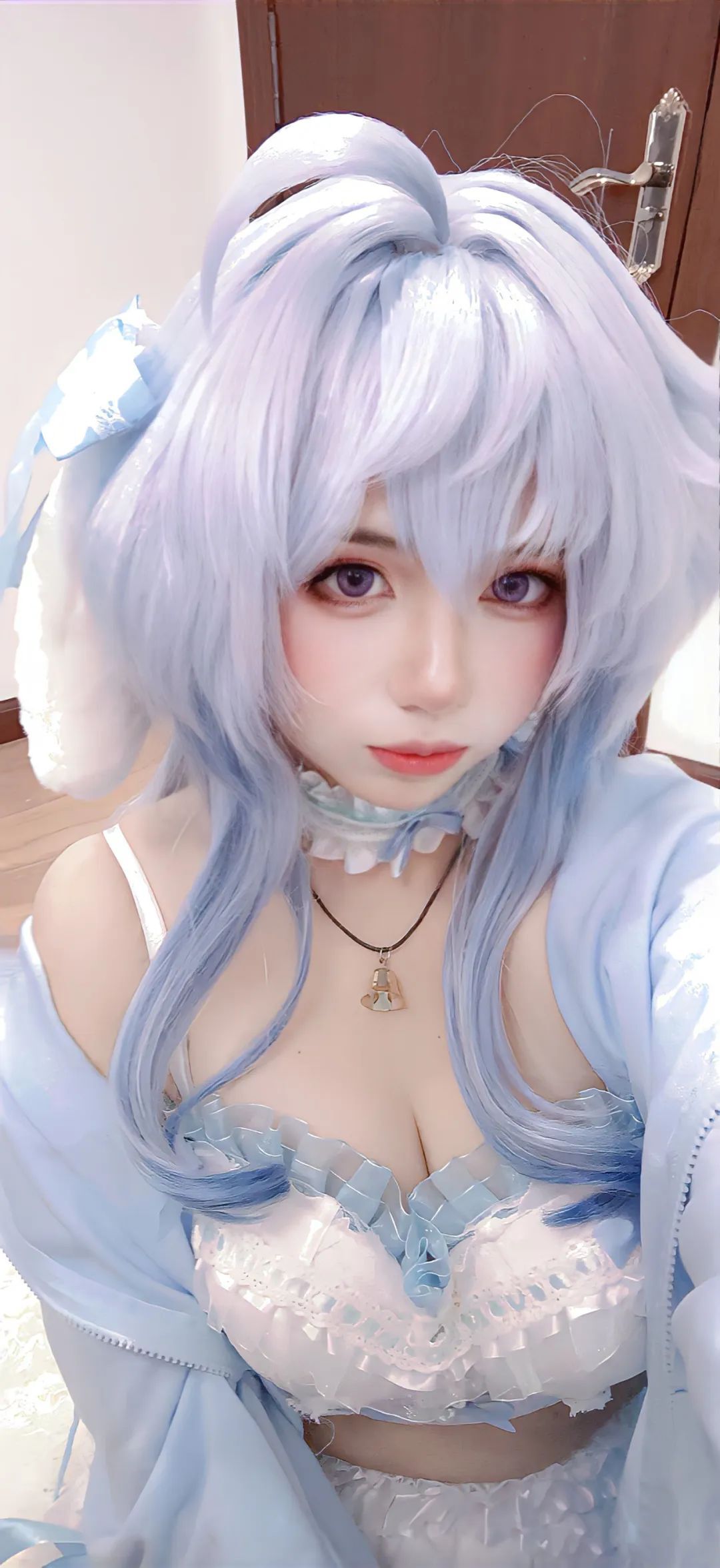 原神cos：白丝+旗袍，青花瓷甘雨美爆！归终太好看了，这不整个复活甲?老米你糊涂啊！
