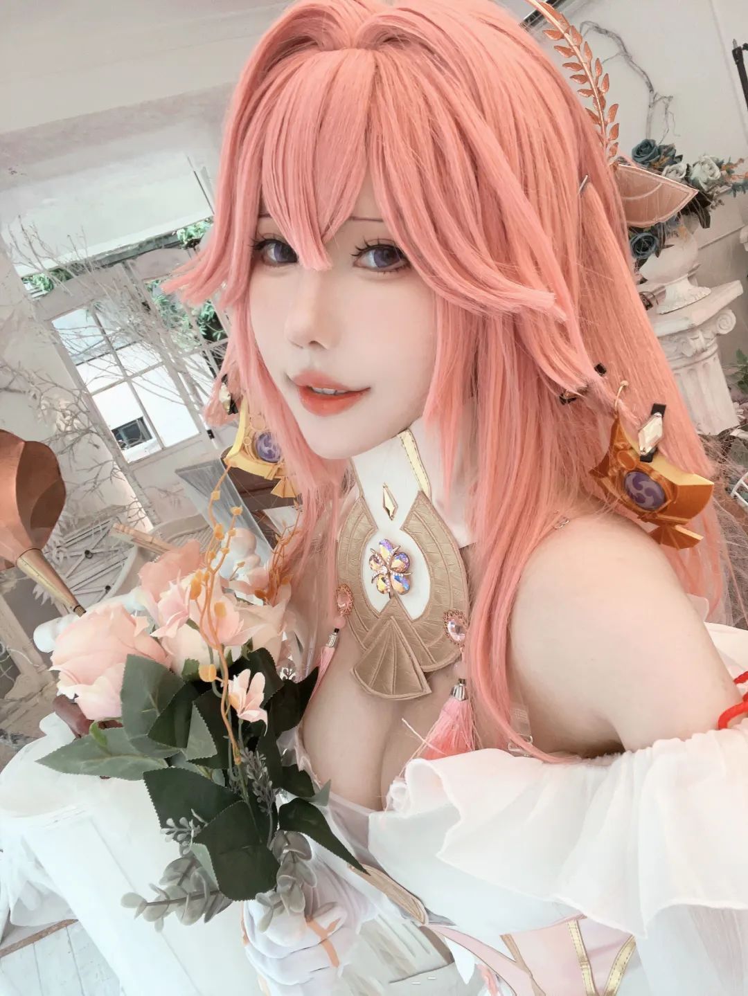 原神cos：OL制服装神子真绝了！兔女郎甘雨可爱爆了！花嫁刻晴让人狂喜！