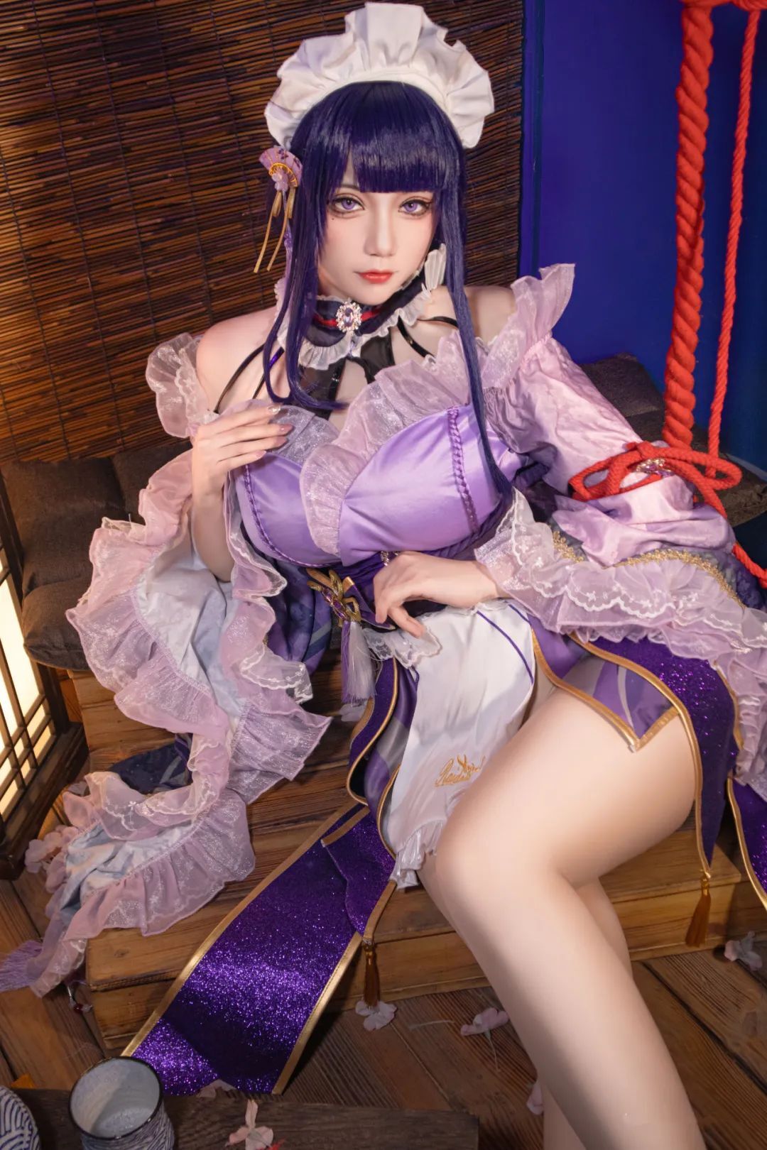 原神cos：抹胸连衣裙心海，兔女郎绫华，煮饭婆雷神，穿着花嫁的刻晴你爱不爱？