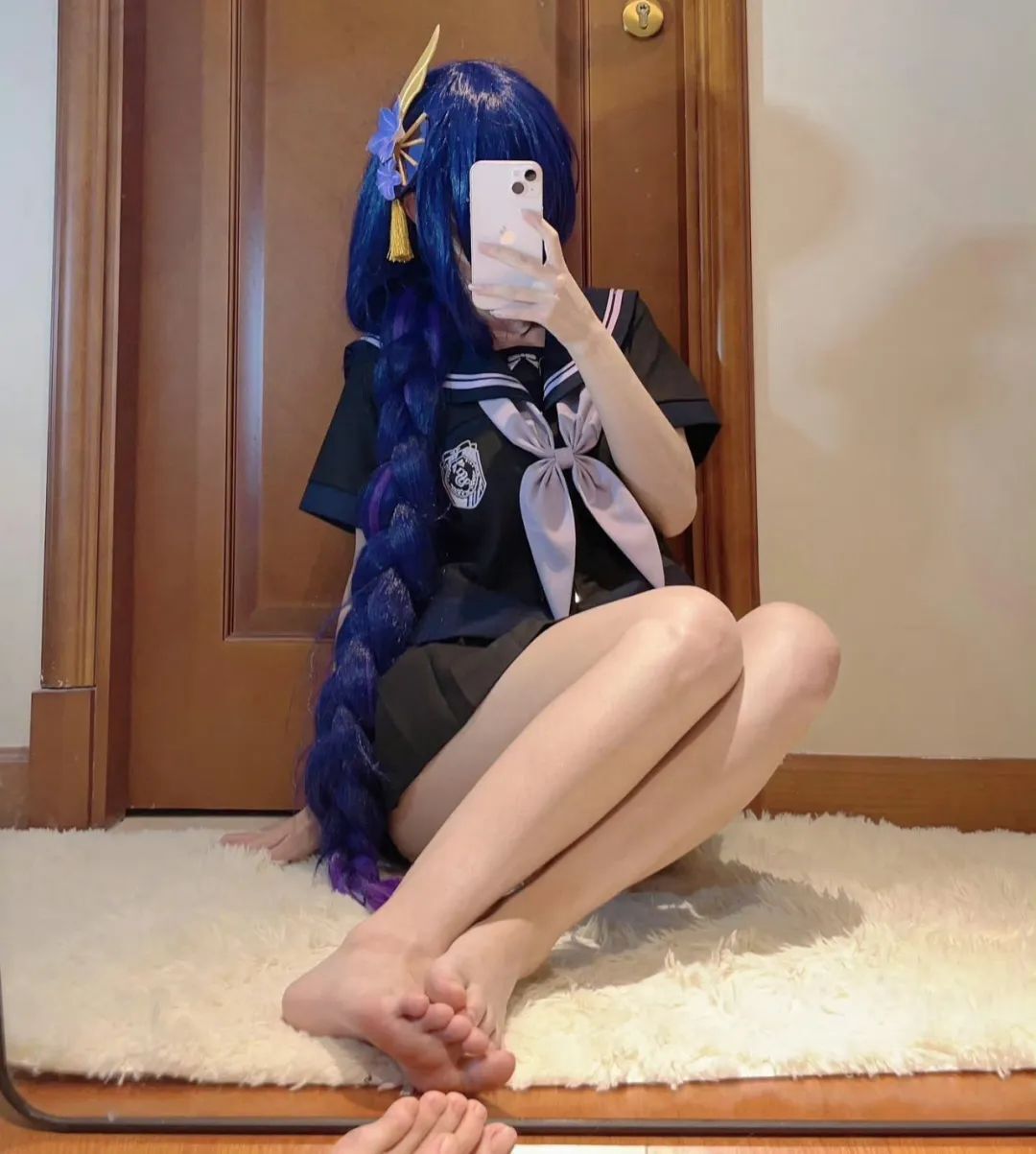 原神cos：水手服JK雷神太美了！白丝花嫁刻晴，小礼服绫华，女仆装甘雨让人狂喜！