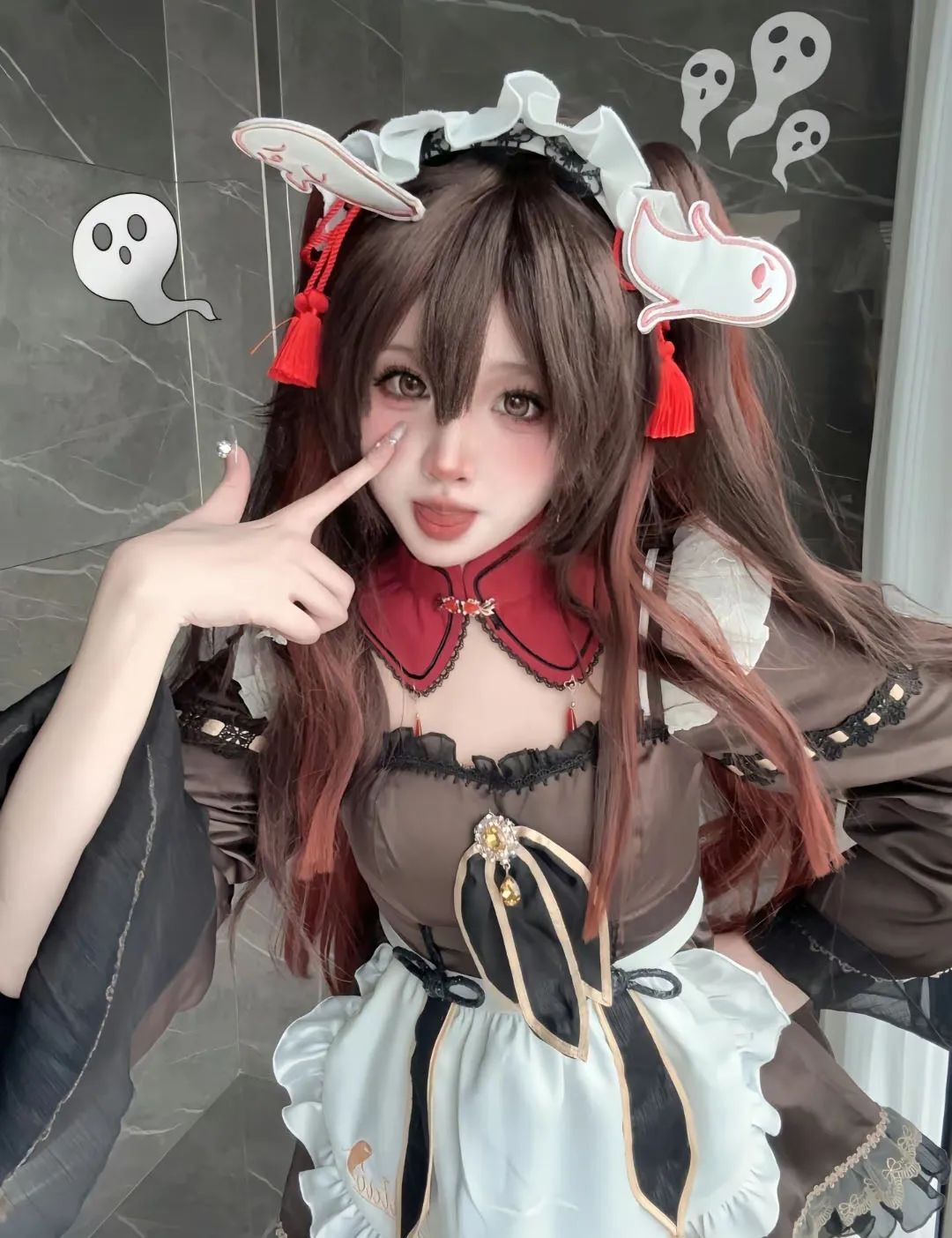 原神cos：黑丝+超短裙，制服雷神太顶了！泳装绫华真绝了，女仆申鹤，白丝刻晴太好看了！