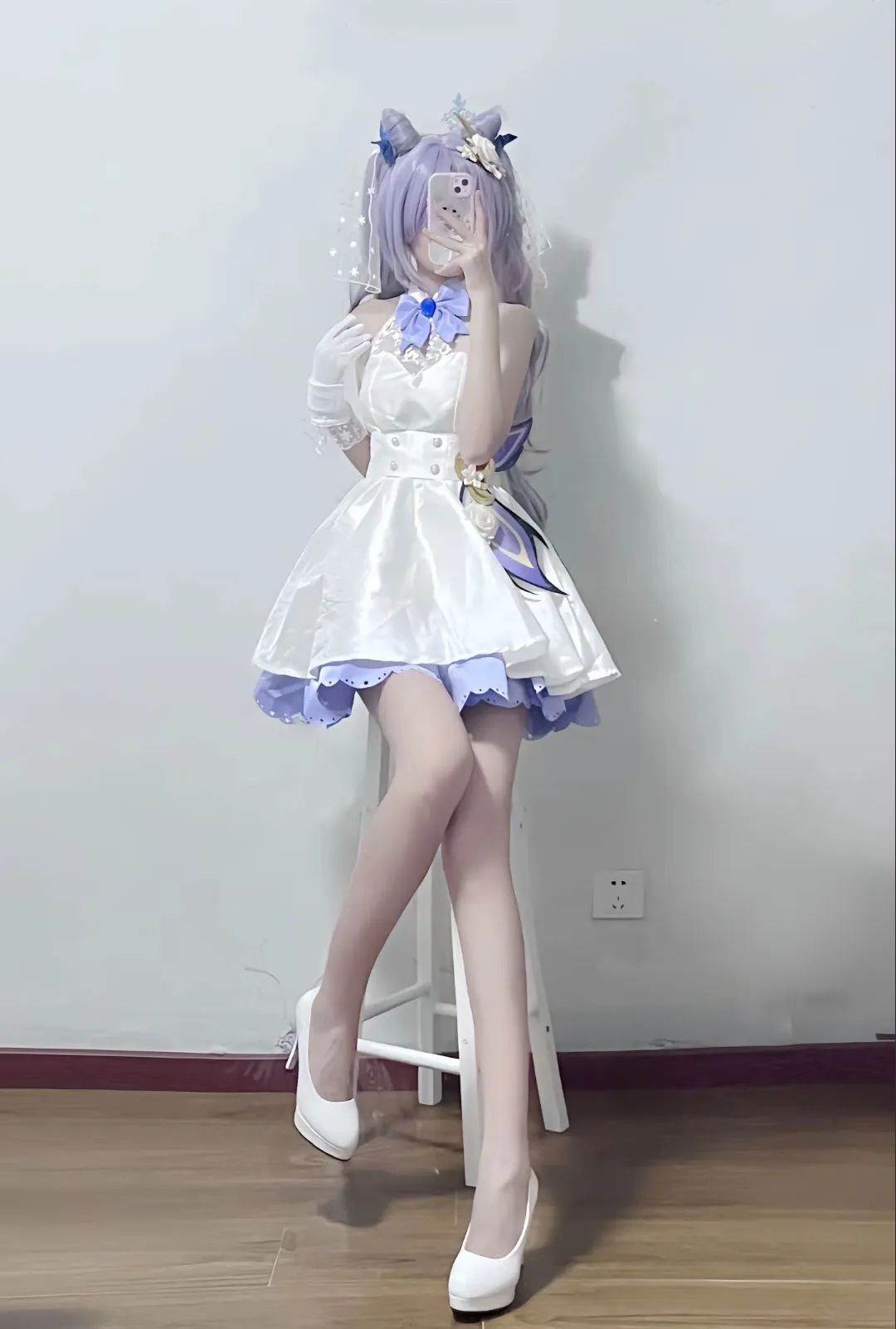 原神cos：白丝+婚纱，花嫁刻晴超美！高跟鞋申鹤太顶了！女仆心海雷神让人狂喜！