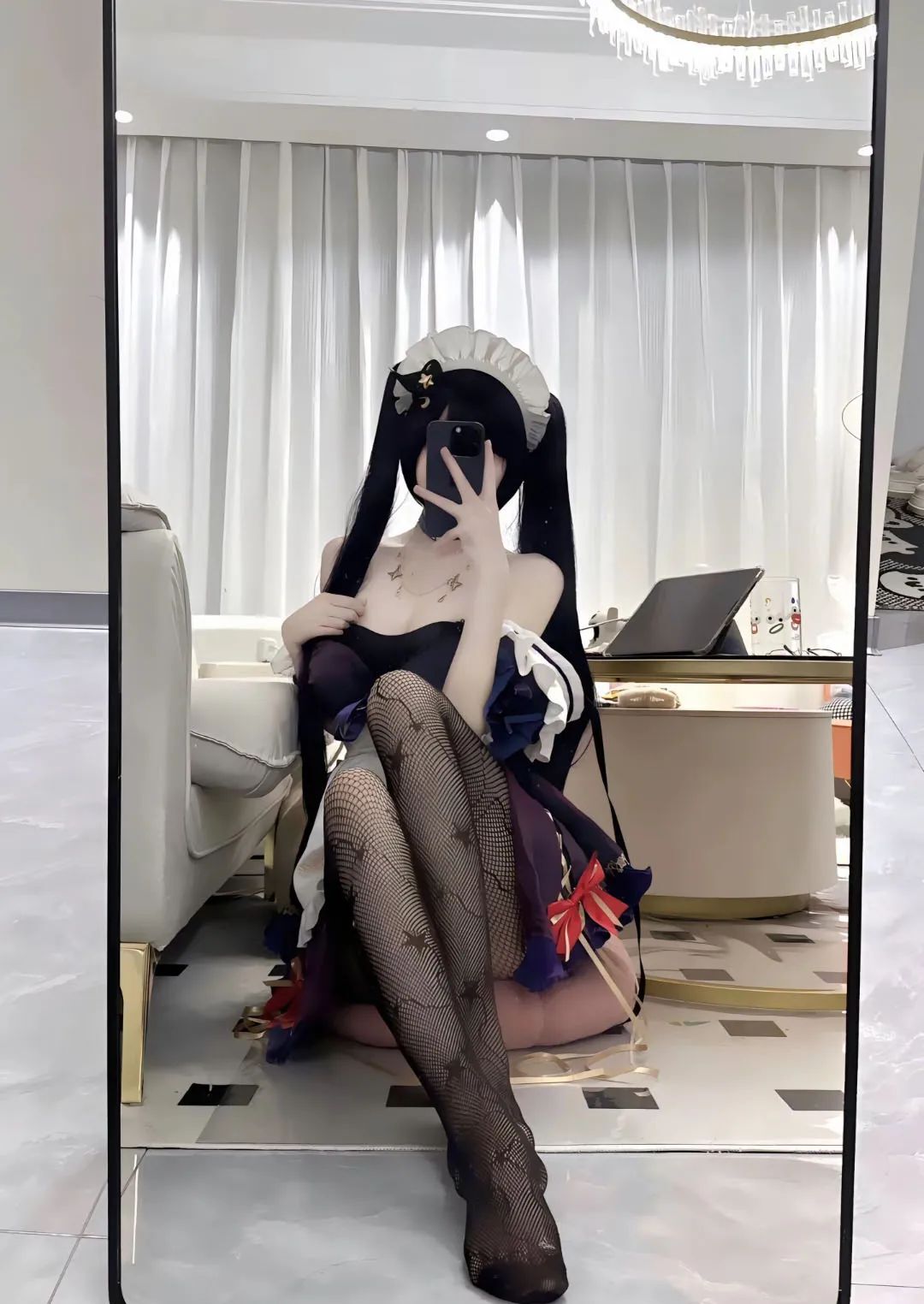 原神cos：女仆小厨娘宵宫太可爱了！白丝制服刻晴真好看！黑丝旗袍甘雨，赛车服申鹤谁不爱？