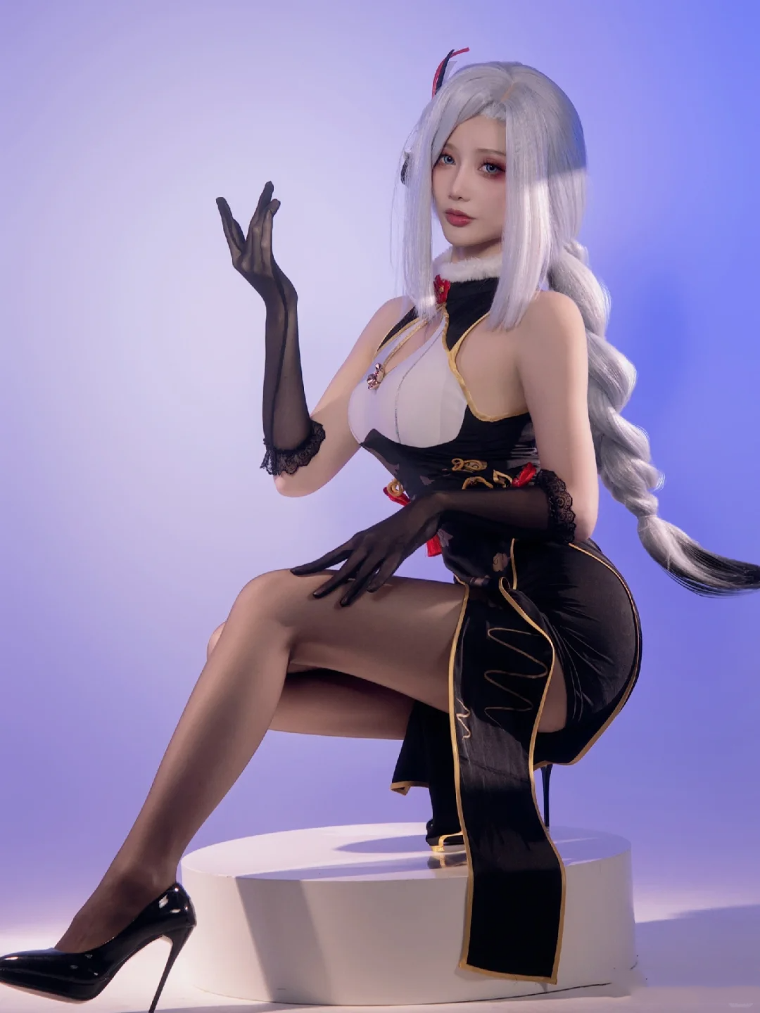 原神cos：女仆装八重神子太美了！白丝制服刻晴，黑丝旗袍申鹤，兔女郎心海让人狂喜！