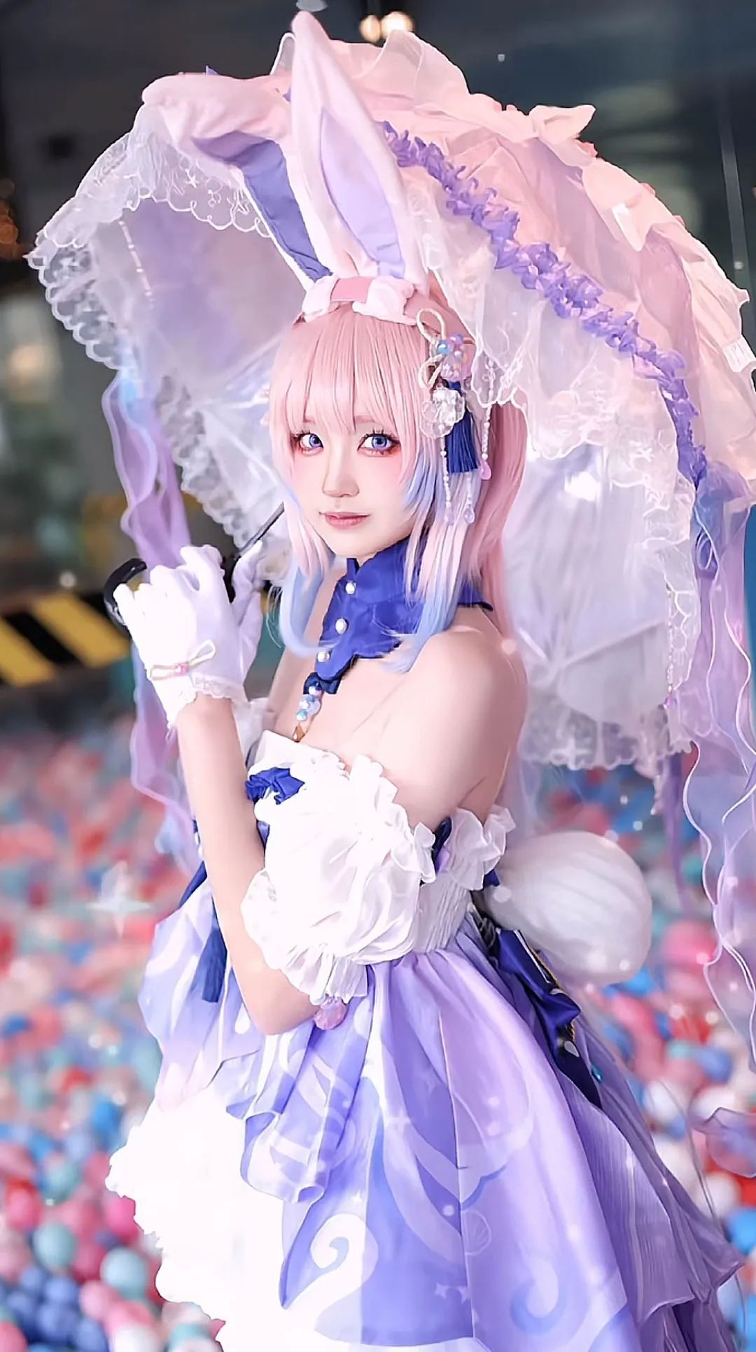 原神cos：女仆胡桃，黑色连衣裙优菈，双马尾女仆莫娜让人狂喜！公主裙心海太甜美了！