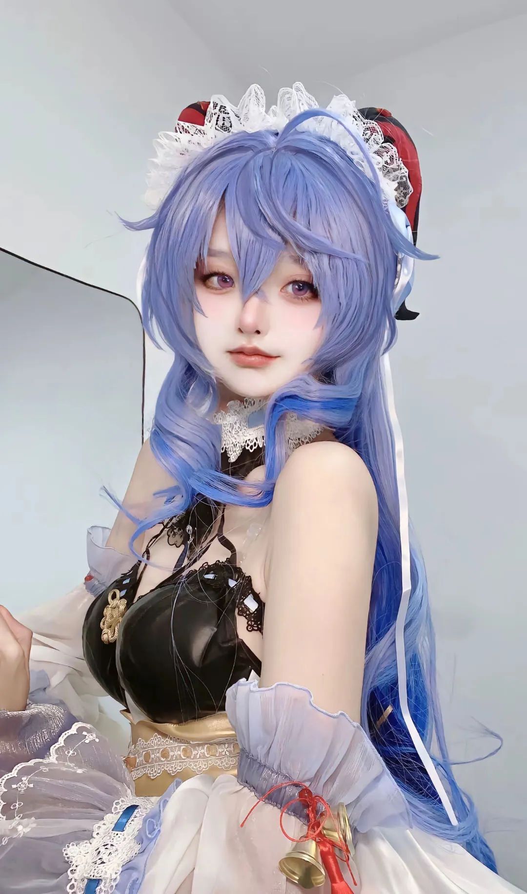 原神cos：白丝+护士服，刻晴超萌！女仆甘雨，神子黑纱裙美爆了！泳装申鹤，女仆雷神让人无法抵抗！