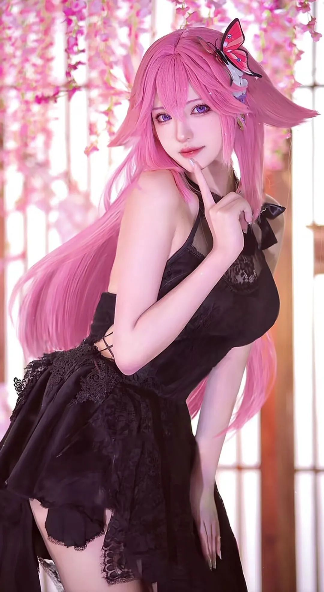原神cos：白丝+护士服，刻晴超萌！女仆甘雨，神子黑纱裙美爆了！泳装申鹤，女仆雷神让人无法抵抗！