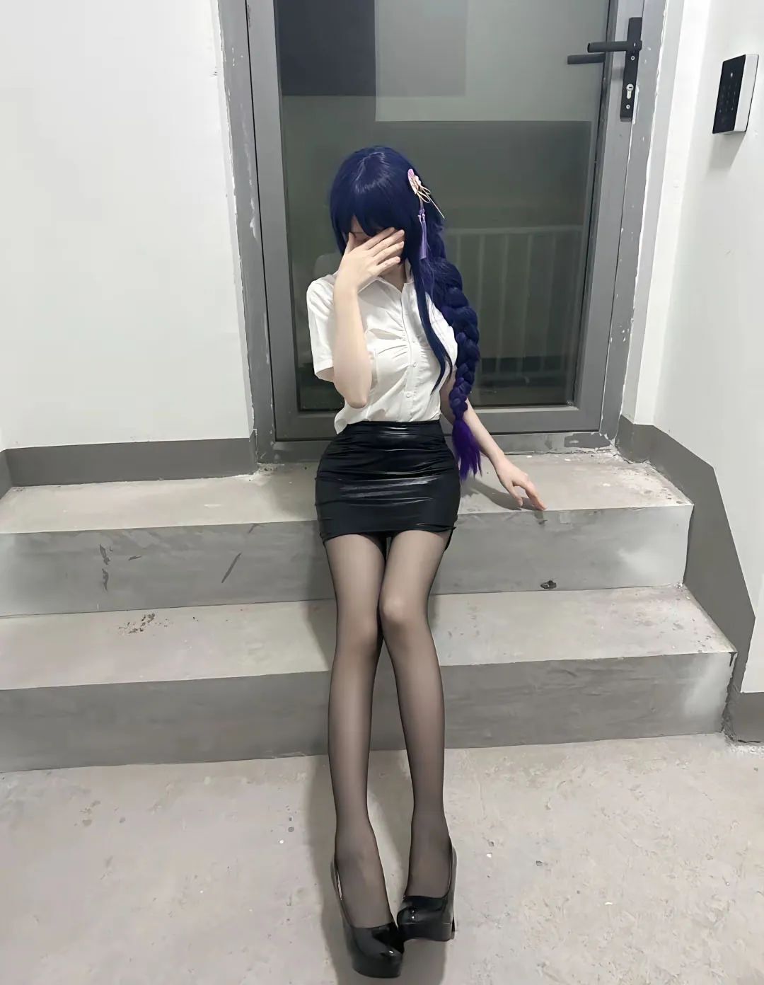 原神cos：白丝+跑车，JK绫华太棒了！女仆申鹤，猫耳雷神让人狂喜！黑丝秘书甘雨谁不爱？