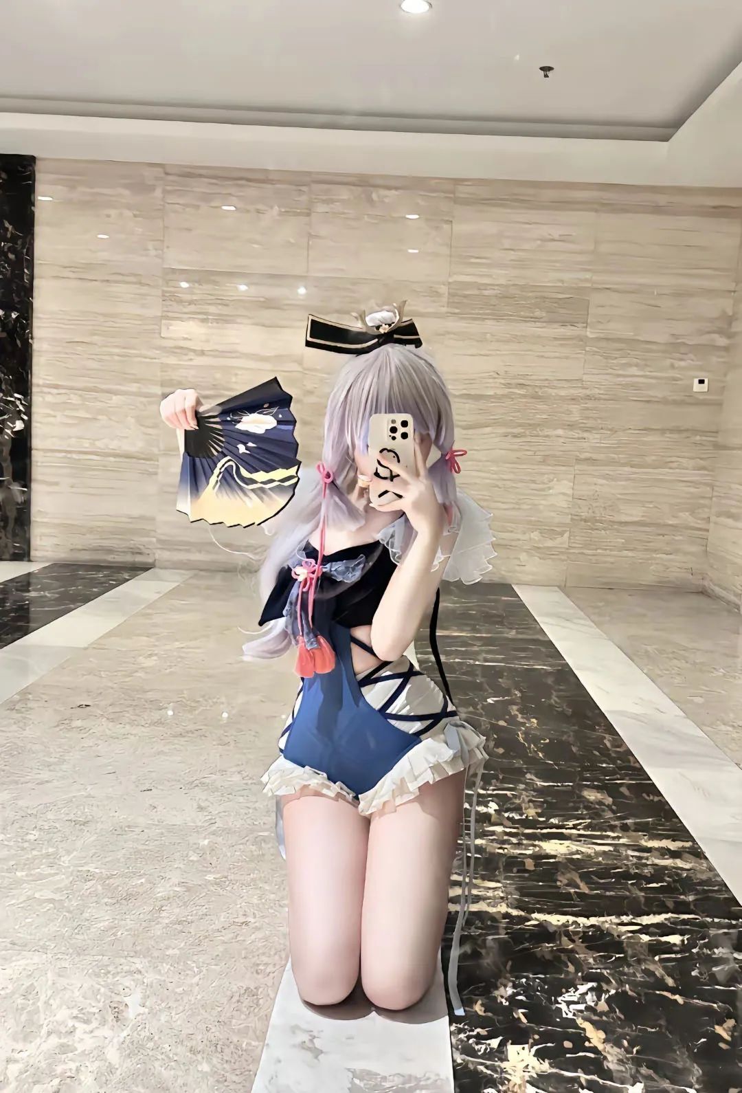 原神cos：白丝+跑车，JK绫华太棒了！女仆申鹤，猫耳雷神让人狂喜！黑丝秘书甘雨谁不爱？
