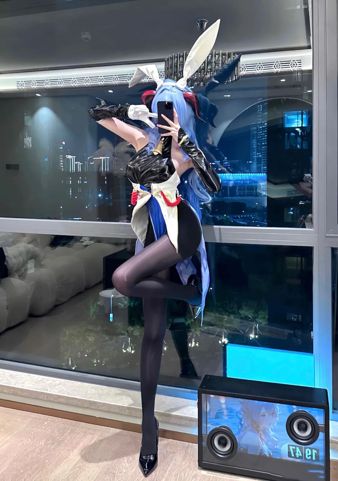 原神cos：黑丝+紧身衣，兔女郎雷神太顶级了！黑丝皮裤申鹤太御了！白丝制服刻晴让人狂喜！