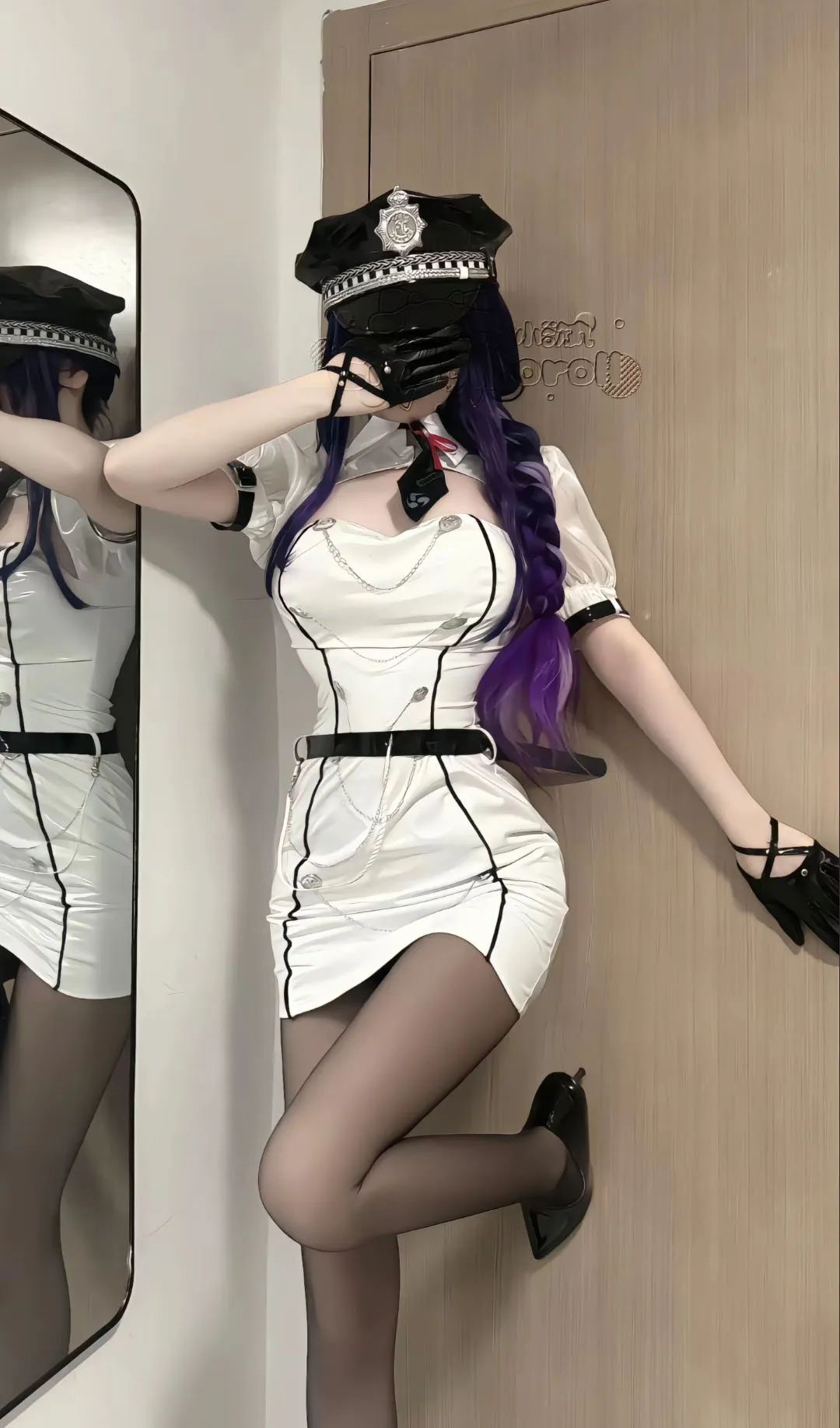 原神cos：黑丝+皮鞭，雷神化身搜查官！兔女郎甘雨太魅惑了！水手服绫华，单边白丝神子让人狂喜！