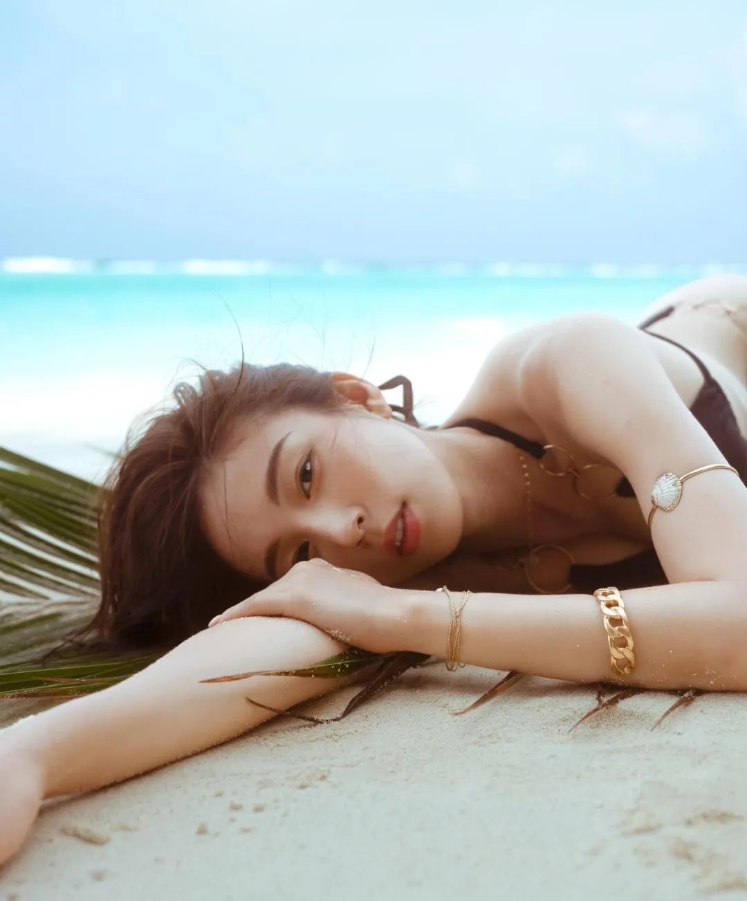 INS美女|韩国模特金宝拉，“韩版张钧甯”的性感图片集