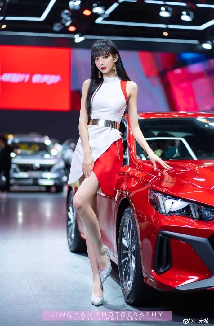 最美“车模”宋楠小姐姐，车模界颜值天花板