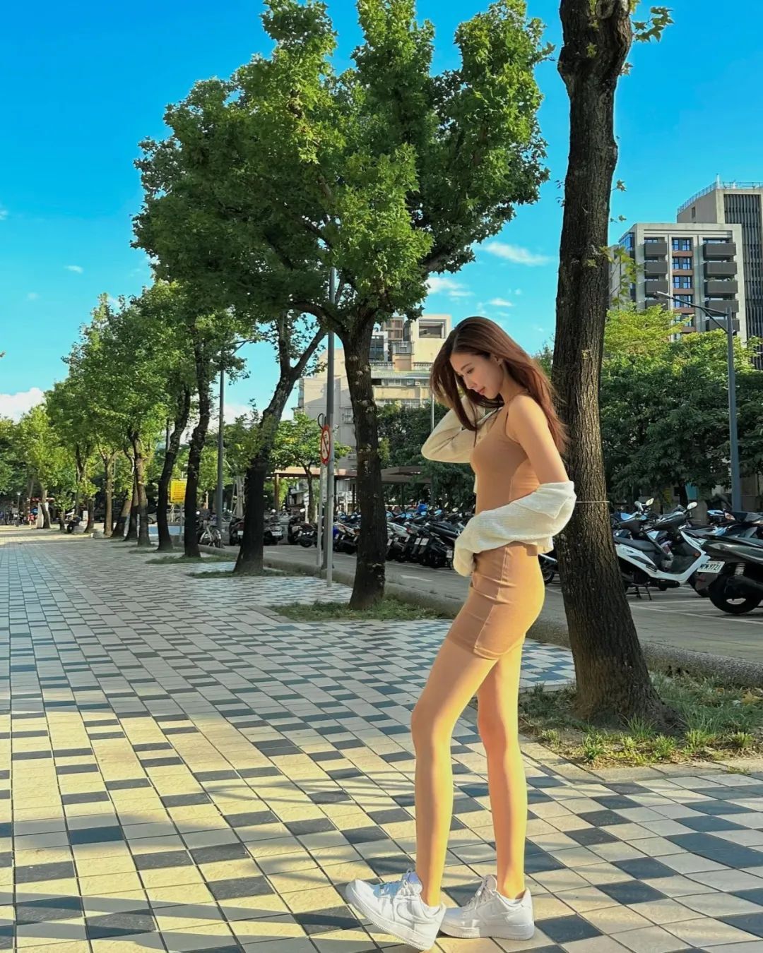 金允乔 | 来自台湾省的车模，真的太辣了