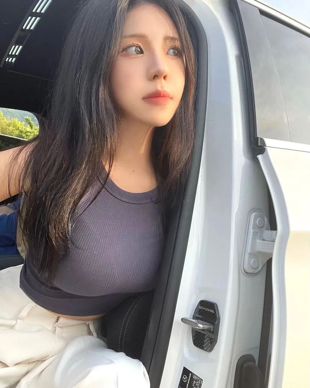 [仙女集]有美一人，灿如春华，皎如秋月