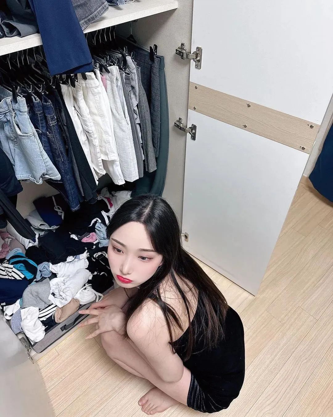 [仙女集]隔户杨柳弱袅袅，恰似十五女儿腰