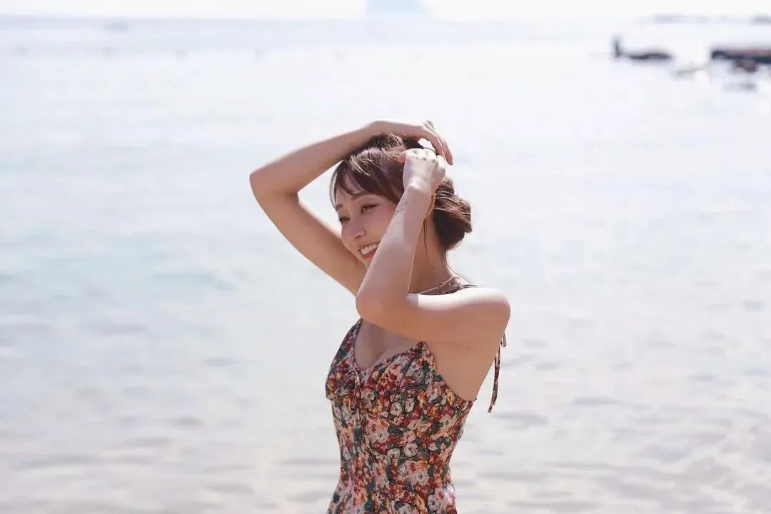 [仙女集]眉梢眼角藏秀气，声音笑貌露温柔