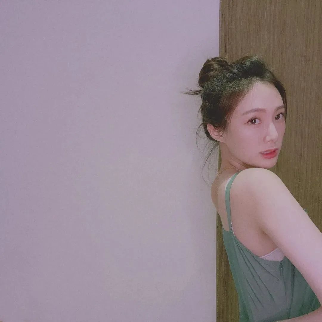 [仙女集]台湾超甜网红，健身打造曼妙好身姿
