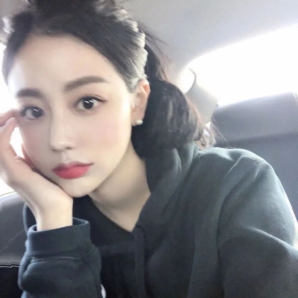 [仙女集]身材热辣，曼妙曲线，让人侧目