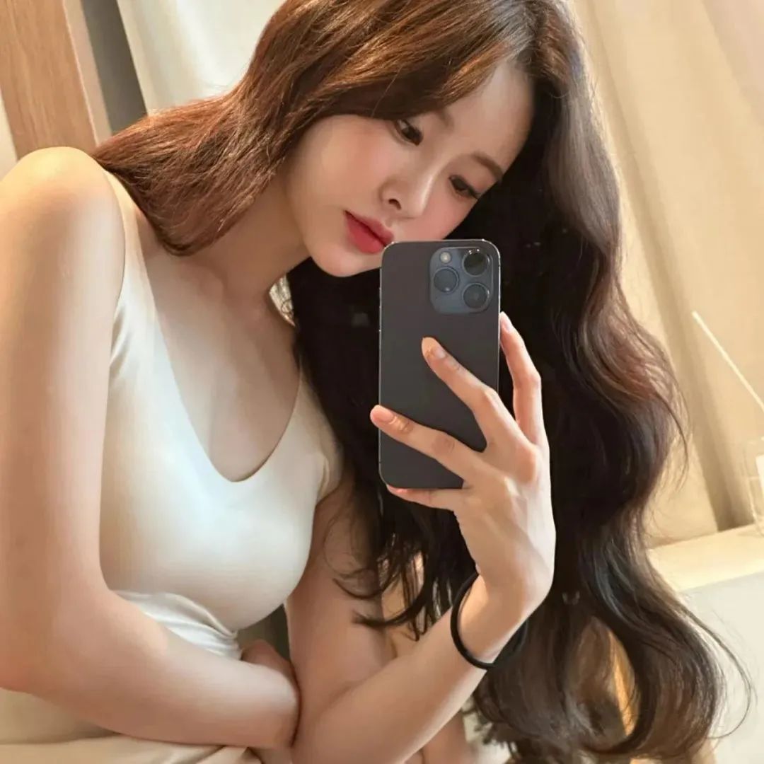 [仙女集]婀娜多姿大长腿，丰满迷人柳细腰