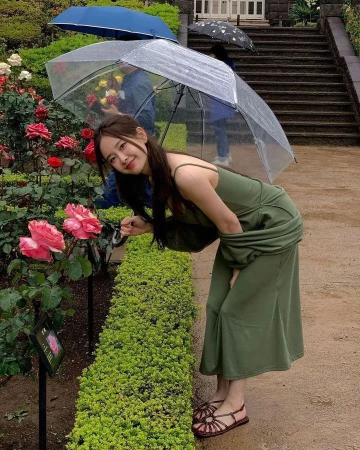 [仙女集]姑娘肌肤真似雪，粉滴才圆未破瓜