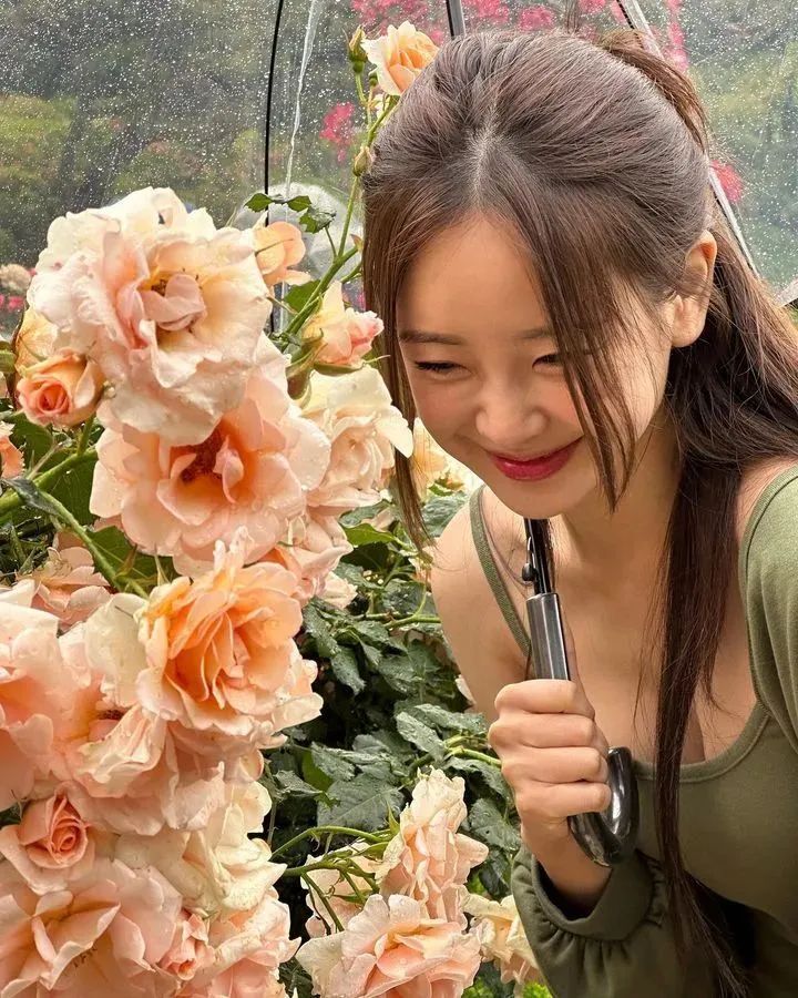 [仙女集]她柔美姿态，让人流连忘返