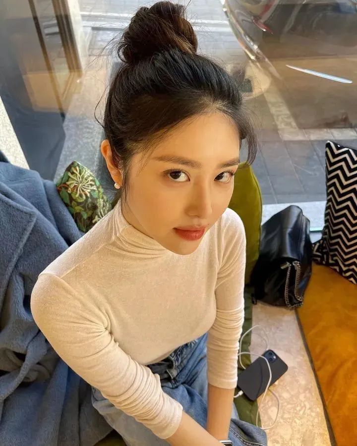 [仙女集]曲线玲珑身姿，羡慕财阀又一天