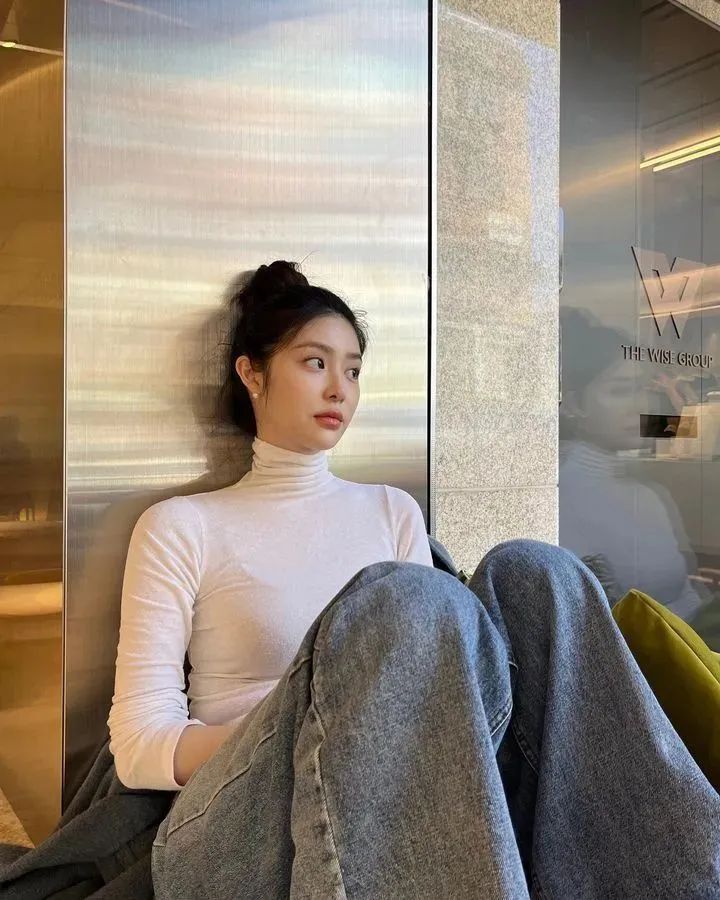 [仙女集]曲线玲珑身姿，羡慕财阀又一天