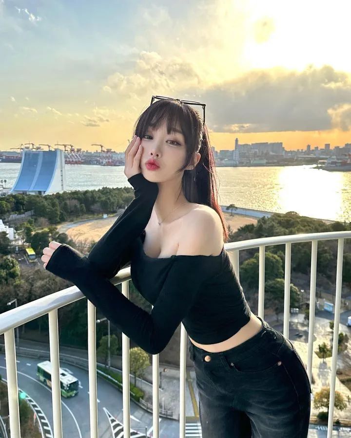 [仙女集]嗯呢，衣服真有点小了