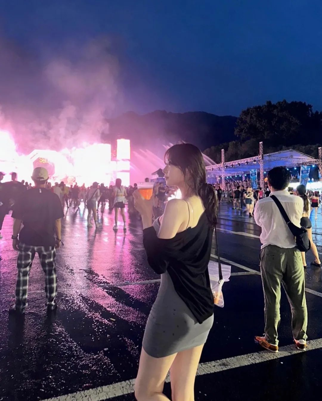 [仙女集]有凶器，有身材，还有...