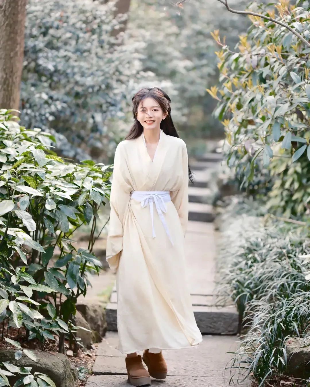 小师妹下山啦