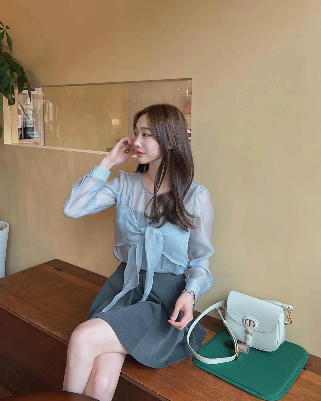短裙邻家淑女