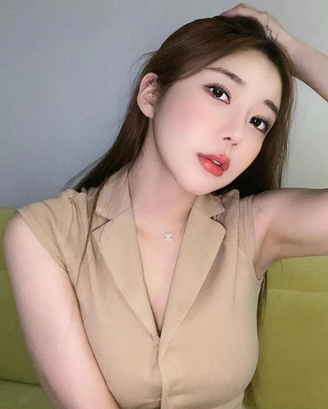 xoyeri，气质出众的韩国网红美女主播