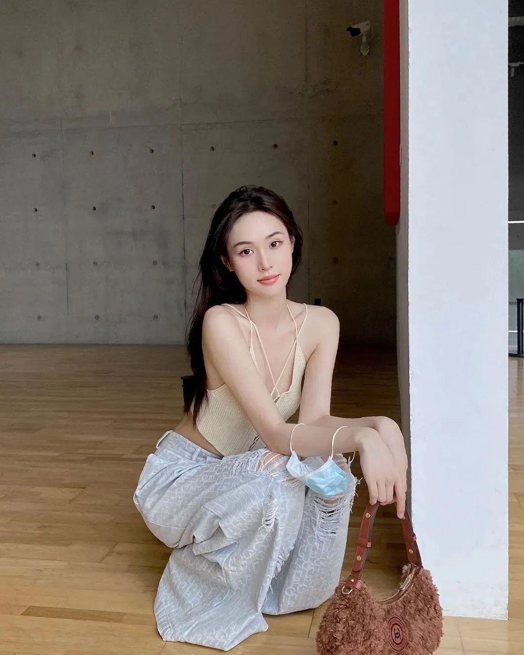 国产网红女神木木，甜美可人的邻家女孩