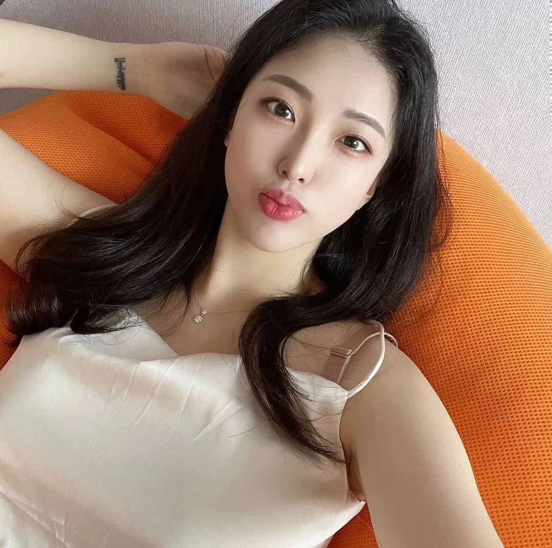 韩国网红ella，天生丽质的气质女神