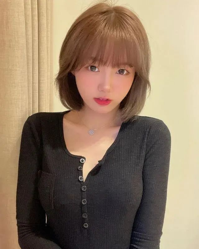 翁子婷，清纯可爱的“甜美系”女神